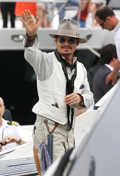 Nghệ thuật đội mũ cực chất của “cướp biển” Johnny Depp - 7