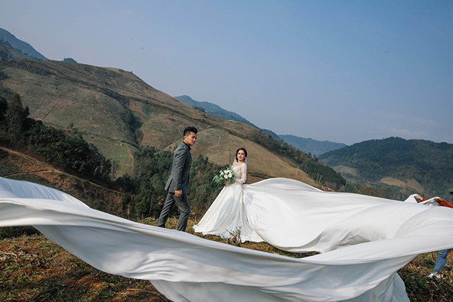 Lâm Vũ làm đám cưới với người đẹp 36 tuổi sau 3 tháng yêu - 1