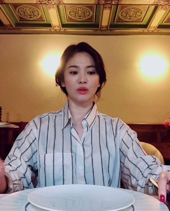 Song Hye Kyo được khen hết lời sau khi cưới - 1