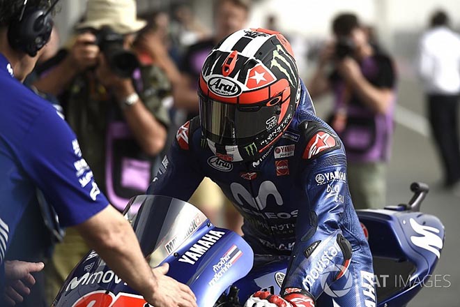 Đua xe MotoGP: Gã khổng lồ ngủ quên và cơn khát chiến thắng 11 tháng - 3