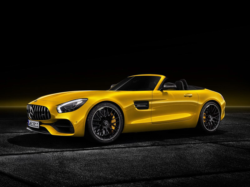 Mercedes-AMG GT S Roadster: Khi bạn muốn một chiếc mui trần trên 500 mã lực - 6