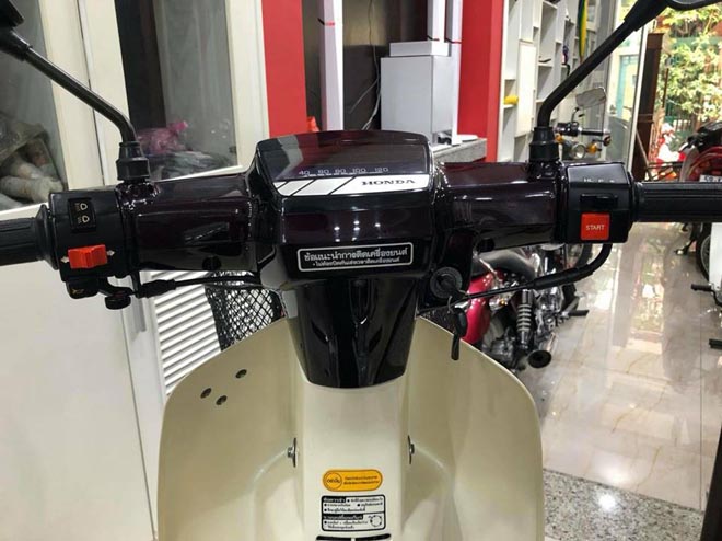 SỐC: Honda Dream II Thái Lan chưa đổ xăng, hét giá 1,2 tỷ đồng - 3