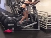 Video Clip Cười - &quot;Đứng tim&quot; với hình ảnh khó tin trong phòng gym