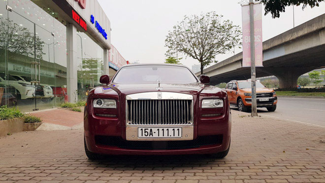 Rolls-Royce Ghost &#34;ngũ quý 1&#34; bất ngờ về tay đại gia Huế - 4