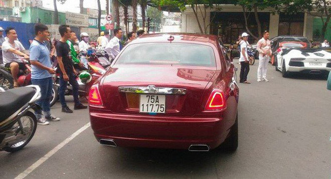 Rolls-Royce Ghost &#34;ngũ quý 1&#34; bất ngờ về tay đại gia Huế - 3