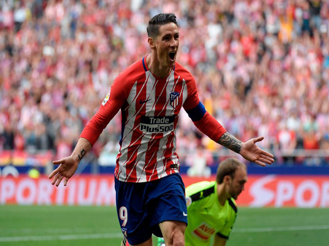 Atletico Madrid - Eibar: Torres "lên đồng", thẻ đỏ nghiệt ngã