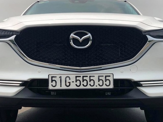 Chiêm ngưỡng chiếc Mazda CX-5 mang biển ngũ quý 5