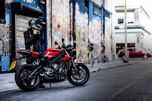 &#34;Chiến binh đường phố&#34; Triumph Street Triple 2018 dính lỗi bị thu hồi - 1