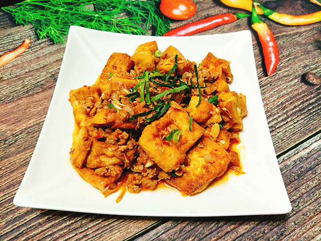 Đổi bữa với đậu phụ sốt Thái cực ngon mà chỉ mất chưa đầy 15 phút - 1