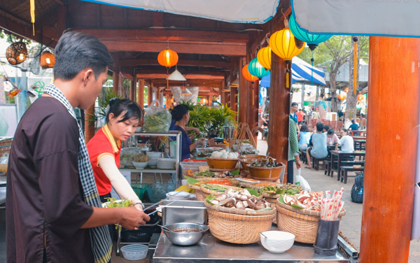 Khởi động mùa hè với Lễ hội ẩm thực Đất Phương Nam tại CVVH Đầm Sen - 1