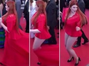 Đời sống Showbiz - Người mẫu Nga tuột váy lộ vòng ba trên thảm đỏ Cannes