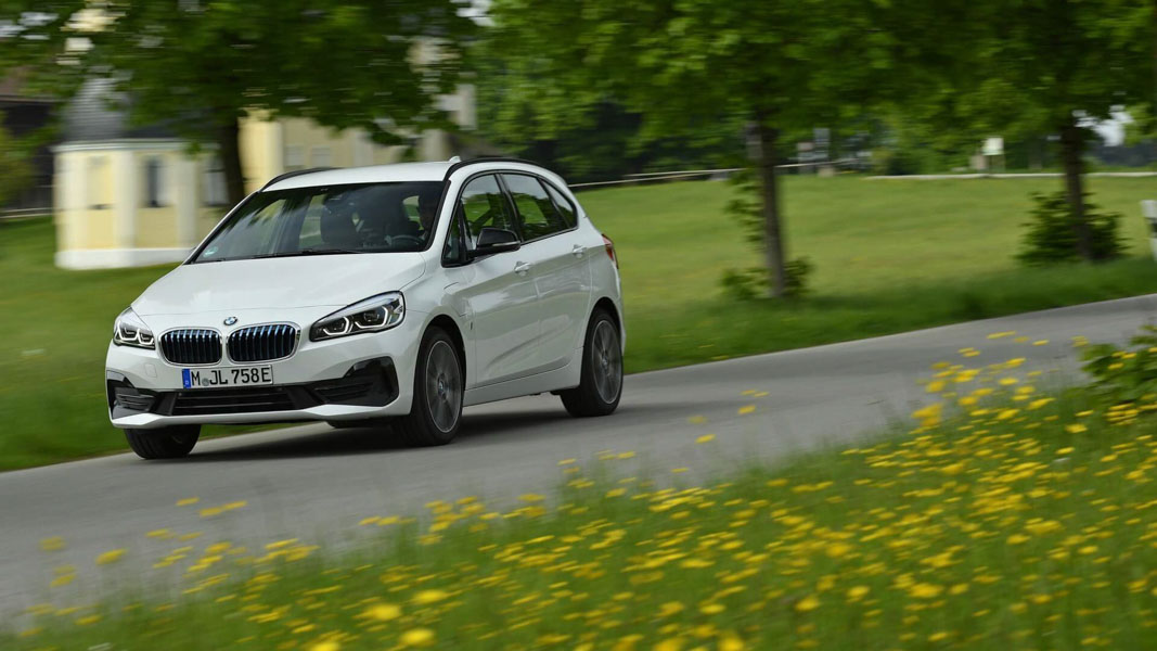 BMW 2-Series 2019: Dòng xe minivan tuyệt đẹp dành cho gia đình - 2