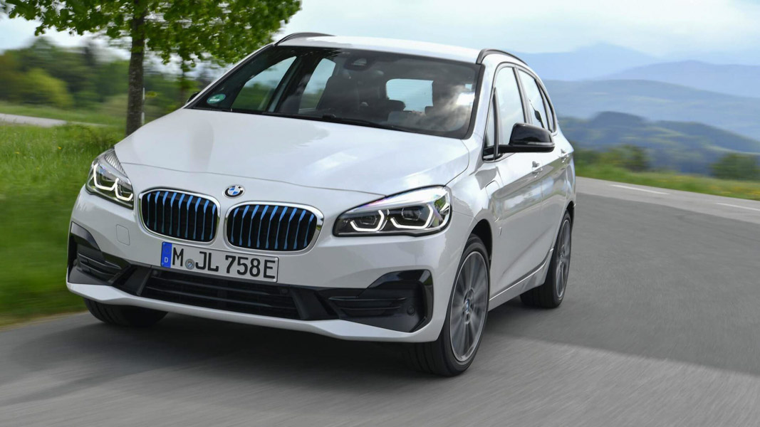 BMW 2-Series 2019: Dòng xe minivan tuyệt đẹp dành cho gia đình - 1