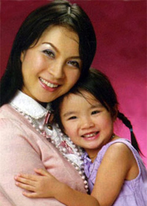 Mỹ nhân ảnh lịch duy nhất không vướng "phim giả tình thật" giờ ra sao? - 2