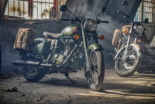 Royal Enfield Classic 500 Pegasus Edition lộ diện, chỉ sản xuất 1.000 chiếc - 7