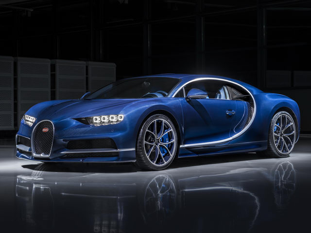 Siêu xe đắt giá - Bugatti Chiron thứ 100 xuất xưởng