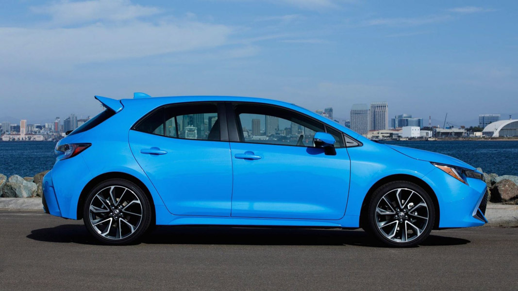 Toyota Corolla Hatchback 2019 có giá bán từ 453 triệu đồng - 3