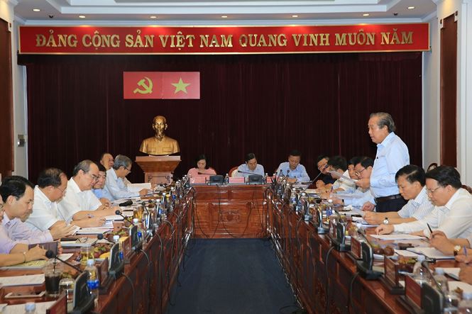 Chỉ định thầu, bán đất công giá rẻ ở TP.HCM gây thất thoát tài sản - 1