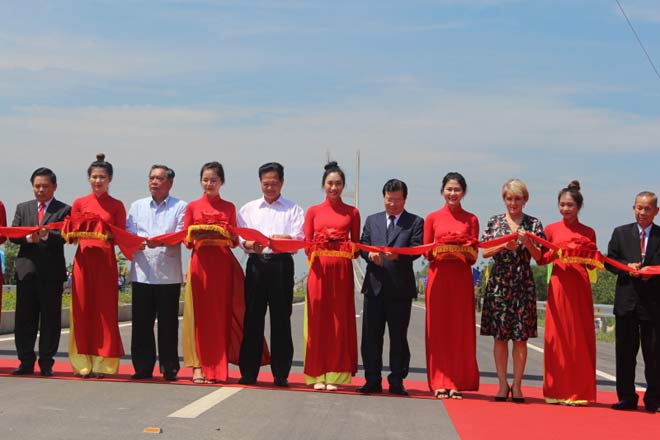 Khánh thành cầu Cao Lãnh, rút ngắn khoảng cách từ TP.HCM về miền Tây - 1