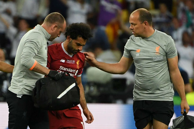 “Đại ca” Ramos tung võ như MMA: Triệu fan gọi là &#34;kẻ côn đồ&#34;, Salah dễ mất World Cup - 10