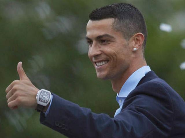 Ronaldo ”no nê” khiến Real phát sốt: MU & PSG chuẩn bị sẵn ”núi tiền”