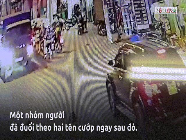 Clip hai thanh niên bị cướp đâm ở quận Thủ Đức