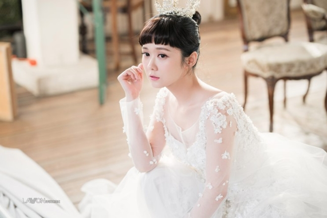 U40 Jang Nara khoe nhan sắc trẻ như thiếu nữ khi diện váy cưới - 1