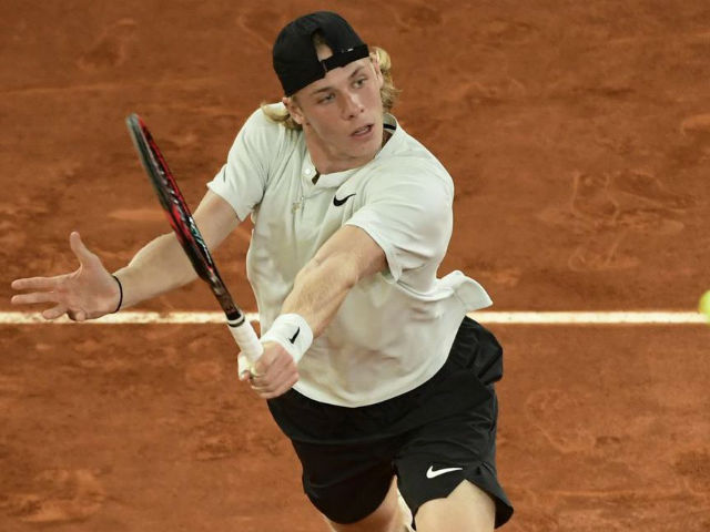 Cập nhật Roland Garros ngày 5: Shapovalov ”hết pin”, Muguruza nhanh tay lấy vé