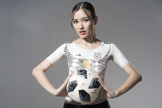 &#34;Thánh nữ&#34; Phương Chi tung ảnh độc cổ vũ  Đức vô địch World Cup - 1
