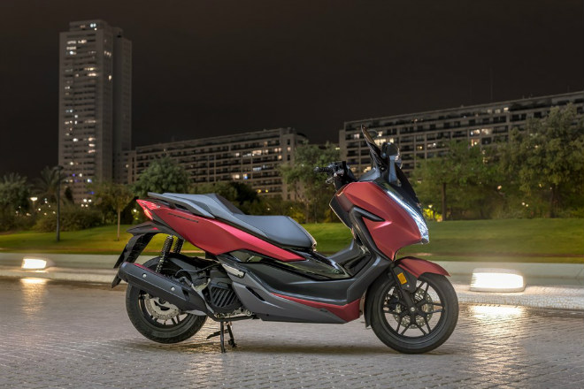 2018 Honda Forza 125: Xe tay ga đặc trưng cho phái mạnh - 6