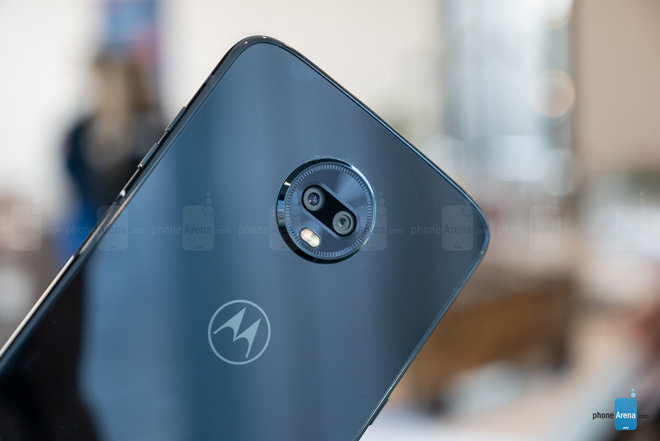 Đánh giá Motorola Moto Z3 Play giá 11,3 triệu đồng: Thiết kế đẹp, cấu hình khá - 6