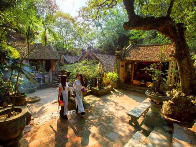 Chùa Thầy – địa điểm dã ngoại tuyệt vời ngay gần trung tâm Hà Nội