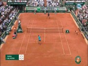 Thể thao - Clip hot Roland Garros: Del Potro chơi đòn hiểm, Nadal như gà mắc tóc