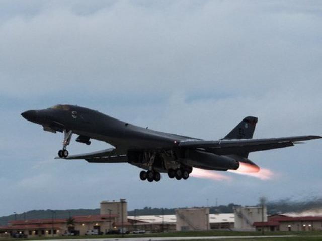 Mỹ dừng hoạt động toàn bộ máy bay ném bom B-1B