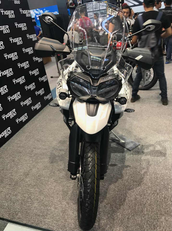 “Mãnh hổ” Triumph Tiger 800 XCA về Việt Nam giá 695 triệu đồng - 2