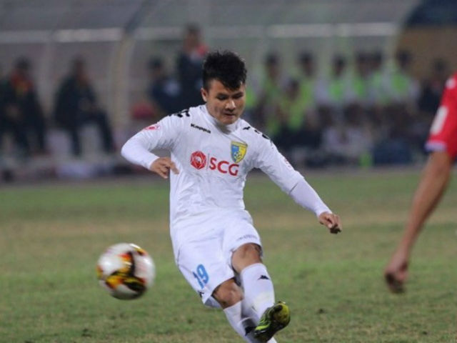 Quang Hải U23 sút bóng ”như máy”, vượt Quả bóng vàng, hạ vua V-League