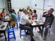 Thế giới - Obama nhớ lại lần ăn bún chả Hà Nội với đầu bếp Bourdain