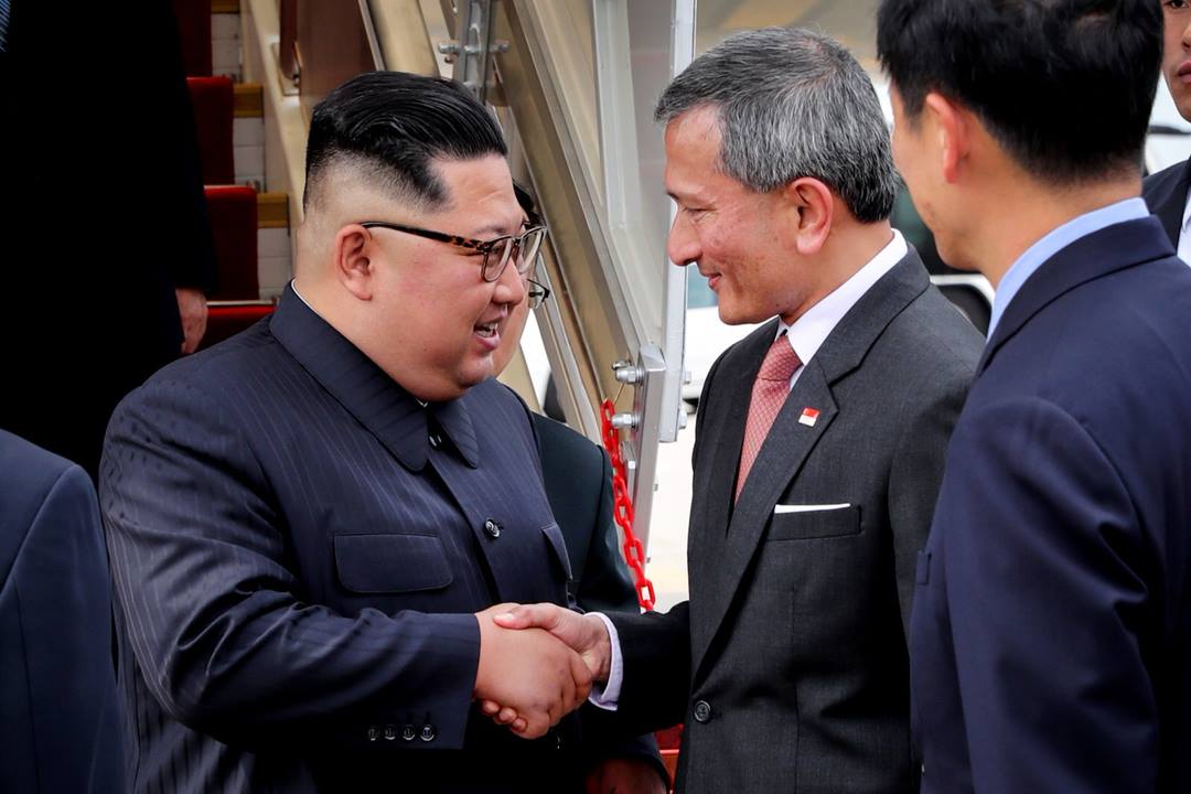 Kim Jong-un đặt chân lên đất Singapore bằng máy bay Trung Quốc - 1