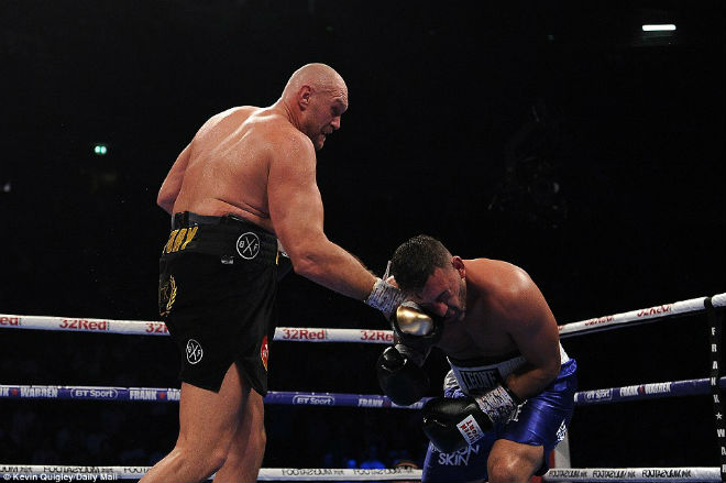 “Gã nghiện” Tyson Fury tái xuất rực sáng, gửi chiến thư tới “Vua boxing” Joshua - 5