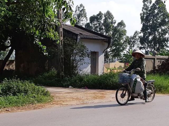 Vợ đau đớn phát hiện chồng chết trong nghĩa trang