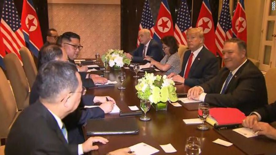 Trump gặp Kim Jong-un: Khen hết lời, nhưng vẫn tiếp tục trừng phạt - 23