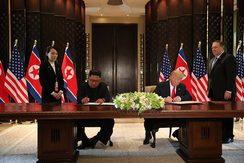 Thỏa thuận giữa Trump và Kim Jong-un bị đánh giá &#34;yếu ngạc nhiên&#34; - 1