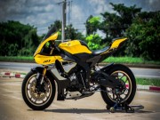 Thế giới xe - Ngất ngây Yamaha YZF-R1 màu vàng lên đồ chơi cực chất