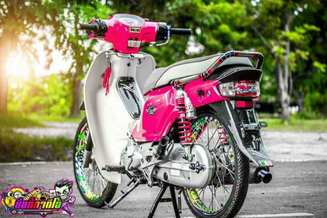 Huyền thoại Honda Dream độ loạt đồ chơi, màu hồng tươi - 1