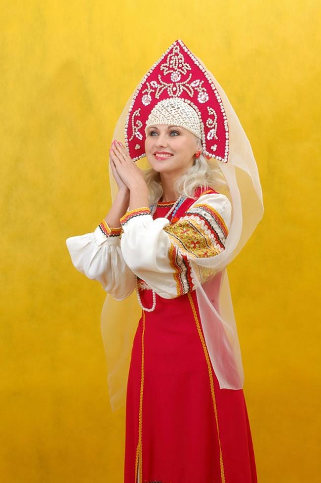 Ngắm nhìn trang phục truyền thống của người Nga - Air Booking