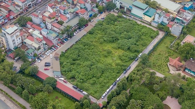 Bên trong bãi xe lậu trên khu đất &#39;vàng&#39; 10.000m2 giữa Thủ đô - 2