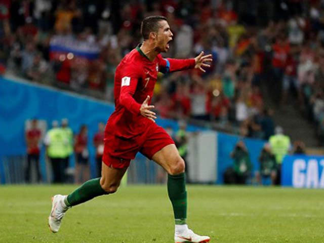 Ronaldo lập hat-trick lịch sử ở World Cup: Kỷ lục 62 năm, ông vua không tuổi