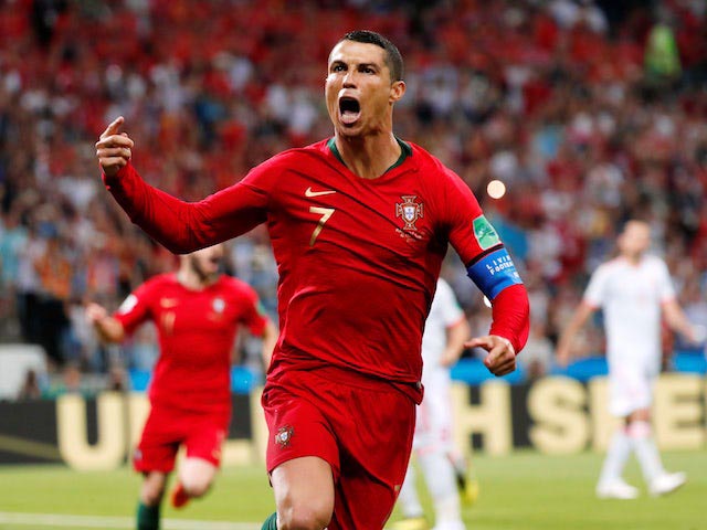 Ronaldo hat-trick World Cup 2018: MU bỏ ngang Bale, theo tiếng gọi siêu sao