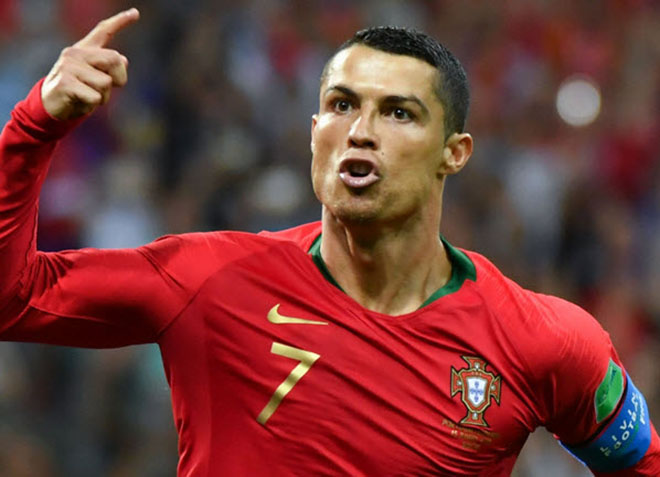 Ronaldo hat-trick lịch sử World Cup: Hơn cả Ro béo, Pele - 1