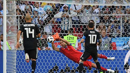 Chi tiết World Cup Argentina - Iceland: Dốc toàn lực tấn công cuối trận (KT) - 10